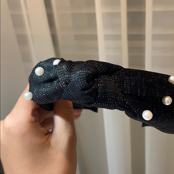 Pearl HeadBand - Picture 2 of 3